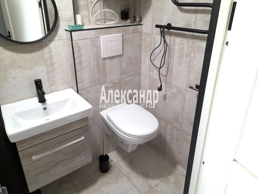 Продам однокомнатную (1-комн.) квартиру, Вознесенский пр-кт, 35, Санкт-Петербург г