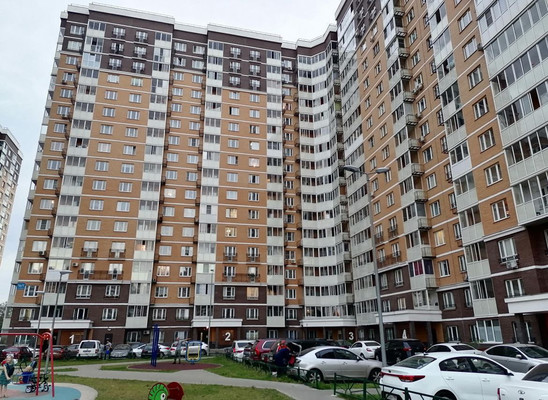 Продам двухкомнатную (2-комн.) квартиру, Вертолетная (Зенино ЖК Самолёт мкр.) ул, 16к1, Люберцы г