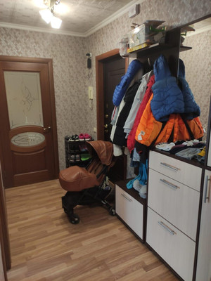 Продам двухкомнатную (2-комн.) квартиру, Коммунистическая ул, 18, Люберцы г