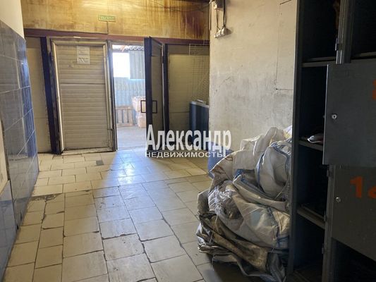 Сдам склад 887 м2, Пискарёвский пр-кт, 123, Санкт-Петербург г