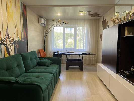 Продам многокомнатную квартиру, Героев Сталинграда ул, 29, Симферополь г