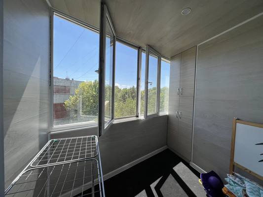 Продам многокомнатную квартиру, Героев Сталинграда ул, 29, Симферополь г