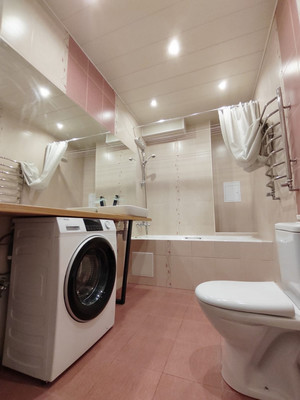 Продам трехкомнатную (3-комн.) квартиру, Еременко ул, 60к11, Ростов-на-Дону г