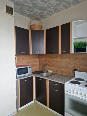 Продам однокомнатную (1-комн.) квартиру, Филёвский б-р, 3, Москва г
