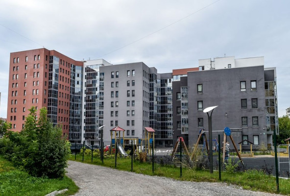 Продам двухкомнатную (2-комн.) квартиру, Шмидта ул, 56, Пермь г