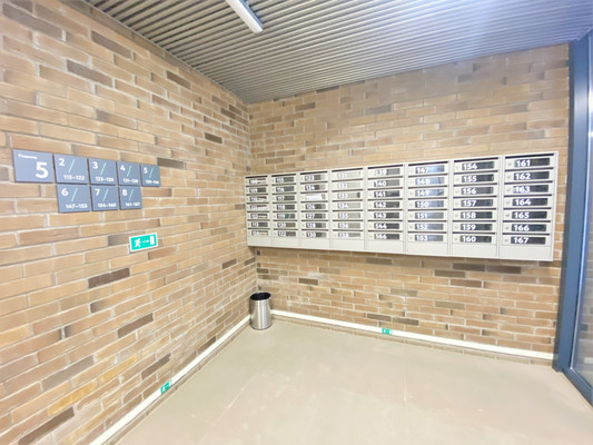 Продам двухкомнатную (2-комн.) квартиру, Шмидта ул, 56, Пермь г