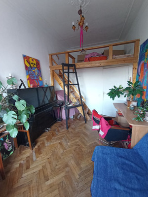 Продам многокомнатную квартиру, 15-я В.О. линия, 16, Санкт-Петербург г