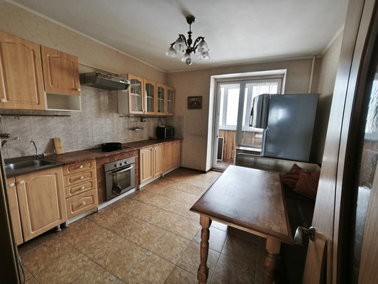 Продам двухкомнатную (2-комн.) квартиру, 7 кв-л, 41к1, Развилка п
