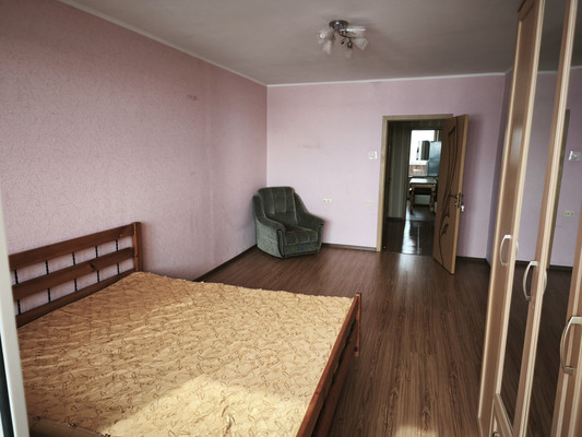 Продам двухкомнатную (2-комн.) квартиру, 7 кв-л, 41к1, Развилка п