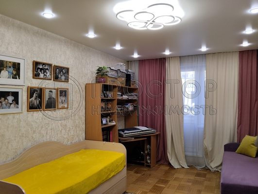 Продам трехкомнатную (3-комн.) квартиру, Хабаровская ул, 4, Москва г