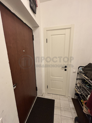 Продам двухкомнатную (2-комн.) квартиру, Липчанского ул, 10, Москва г