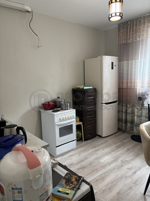 Продам двухкомнатную (2-комн.) квартиру, Липчанского ул, 10, Москва г