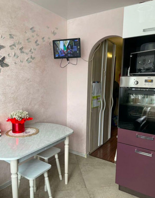 Продам однокомнатную (1-комн.) квартиру, Дзержинская ул, 17, Дзержинский г