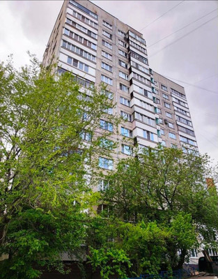 Продам однокомнатную (1-комн.) квартиру, Дзержинская ул, 17, Дзержинский г