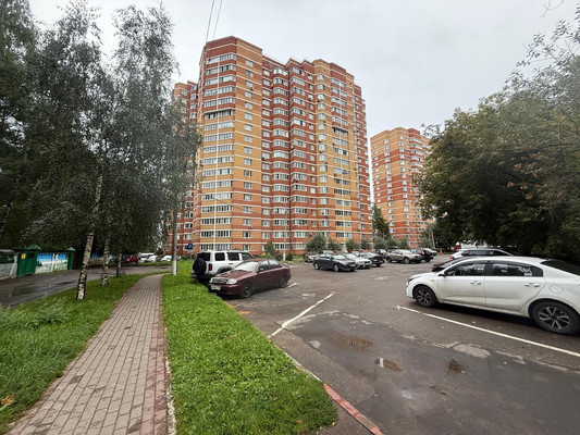 Продам двухкомнатную (2-комн.) квартиру, Трудовая ул, 22, Ивантеевка г