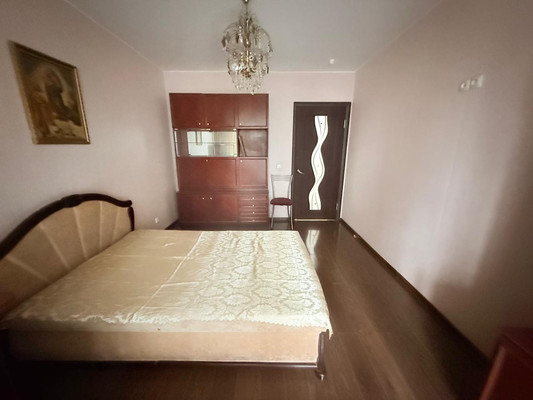 Продам двухкомнатную (2-комн.) квартиру, Трудовая ул, 22, Ивантеевка г