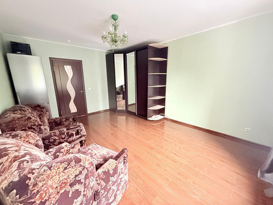 Продам двухкомнатную (2-комн.) квартиру, Трудовая ул, 22, Ивантеевка г