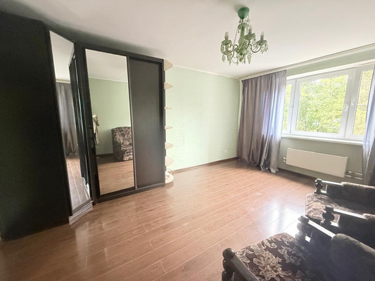 Продам двухкомнатную (2-комн.) квартиру, Трудовая ул, 22, Ивантеевка г