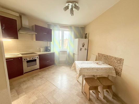 Продам двухкомнатную (2-комн.) квартиру, Трудовая ул, 22, Ивантеевка г