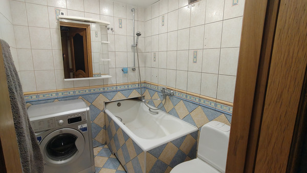 Продам двухкомнатную (2-комн.) квартиру, Репина ул, 30, Калининград г
