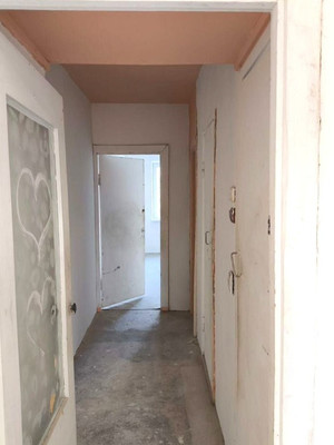 Продам двухкомнатную (2-комн.) квартиру, Машиностроительная ул, 122, Калининград г