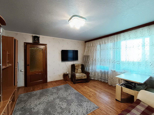 Продам двухкомнатную (2-комн.) квартиру, 1-я Полетная ул, 6, Иваново г