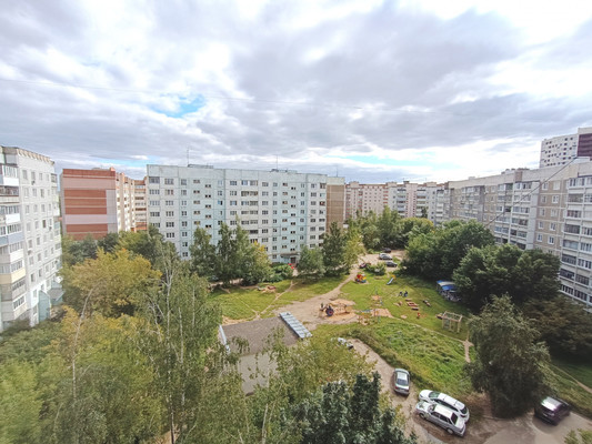 Продам двухкомнатную (2-комн.) квартиру, 1-я Полетная ул, 6, Иваново г