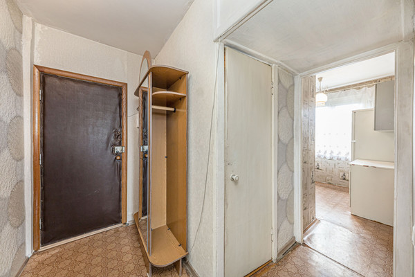 Продам однокомнатную (1-комн.) квартиру, Комсомольский пр-кт, 46, Челябинск г