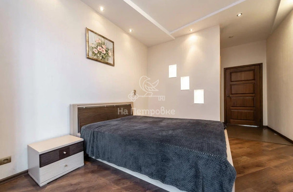 Продам трехкомнатную (3-комн.) квартиру, Винокурова ул, 5/6к1, Москва г