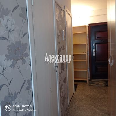 Продам однокомнатную (1-комн.) квартиру, Чапаева ул, 35, Приозерск г