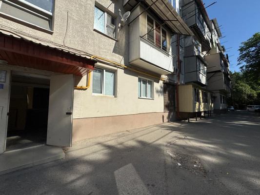 Продам однокомнатную (1-комн.) квартиру, Мальбахова ул, 58, Нальчик г