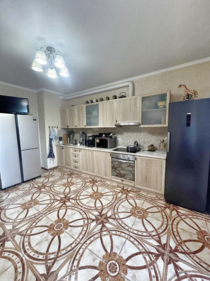 Продам трехкомнатную (3-комн.) квартиру, Автолюбителей ул, 52/5, Краснодар г