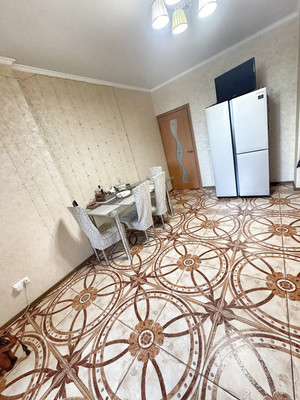 Продам трехкомнатную (3-комн.) квартиру, Автолюбителей ул, 52/5, Краснодар г