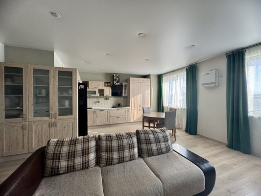 Продам трехкомнатную (3-комн.) квартиру, Кальная ул, 5, Рязань г