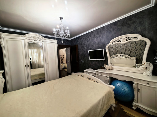Продам двухкомнатную (2-комн.) квартиру, Ленина ул, 39, Нарткала г