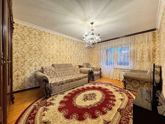 Продам трехкомнатную (3-комн.) квартиру, Кулиева пр-кт, 12, Нальчик г
