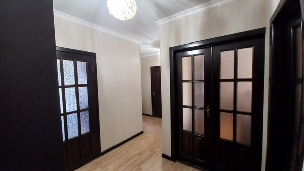 Продам трехкомнатную (3-комн.) квартиру, Кулиева пр-кт, 12, Нальчик г