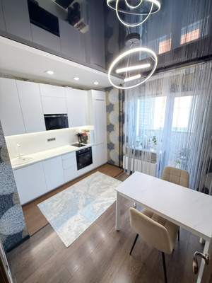 Продам двухкомнатную (2-комн.) квартиру, им. Димитрова ул, 3/1, Краснодар г