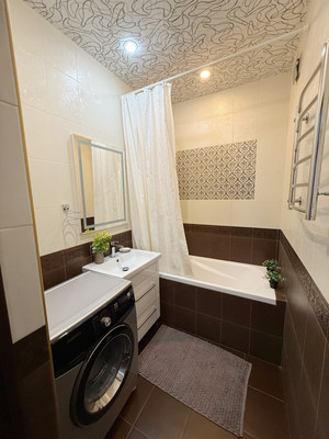 Продам двухкомнатную (2-комн.) квартиру, им. Димитрова ул, 3/1, Краснодар г