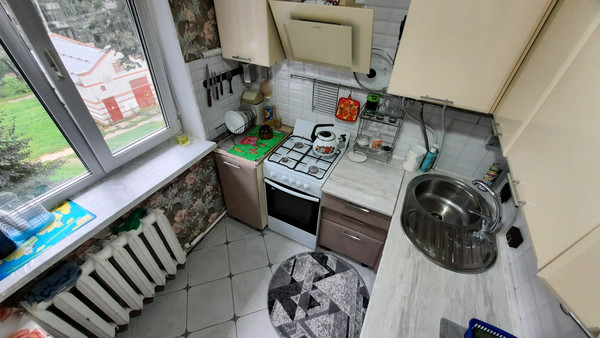 Продам двухкомнатную (2-комн.) квартиру, Машиностроителей ул, 6В, Йошкар-Ола г