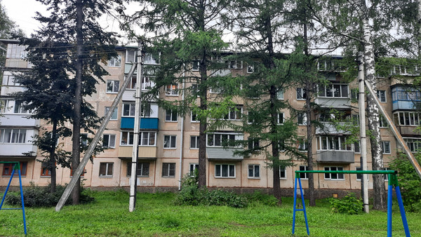 Продам двухкомнатную (2-комн.) квартиру, Машиностроителей ул, 6В, Йошкар-Ола г