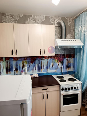 Продам однокомнатную (1-комн.) квартиру, Сибирский пер, 8, Красноярск г