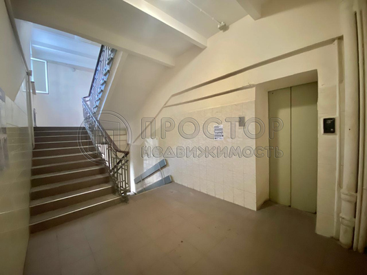 Продам трехкомнатную (3-комн.) квартиру, Дербеневская наб, 1/2, Москва г
