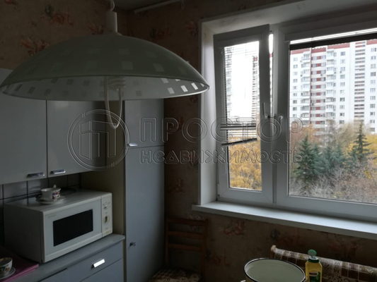 Продам двухкомнатную (2-комн.) квартиру, Олимпийская деревня ул, 18, Москва г