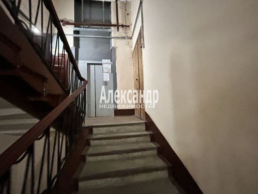 Продам трехкомнатную (3-комн.) квартиру, Лермонтовский пр-кт, 50, Санкт-Петербург г