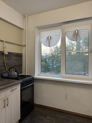 Продам трехкомнатную (3-комн.) квартиру, Заставная ул, 2к5, Великий Новгород г