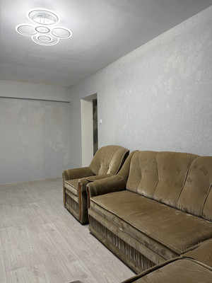 Продам трехкомнатную (3-комн.) квартиру, Заставная ул, 2к5, Великий Новгород г