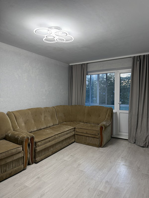 Продам трехкомнатную (3-комн.) квартиру, Заставная ул, 2к5, Великий Новгород г