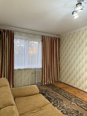 Продам трехкомнатную (3-комн.) квартиру, Заставная ул, 2к5, Великий Новгород г