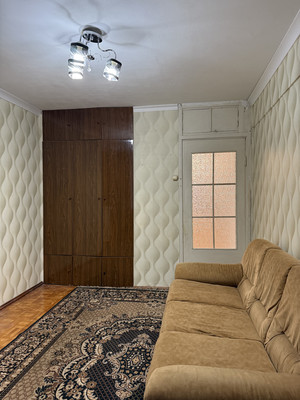 Продам трехкомнатную (3-комн.) квартиру, Заставная ул, 2к5, Великий Новгород г